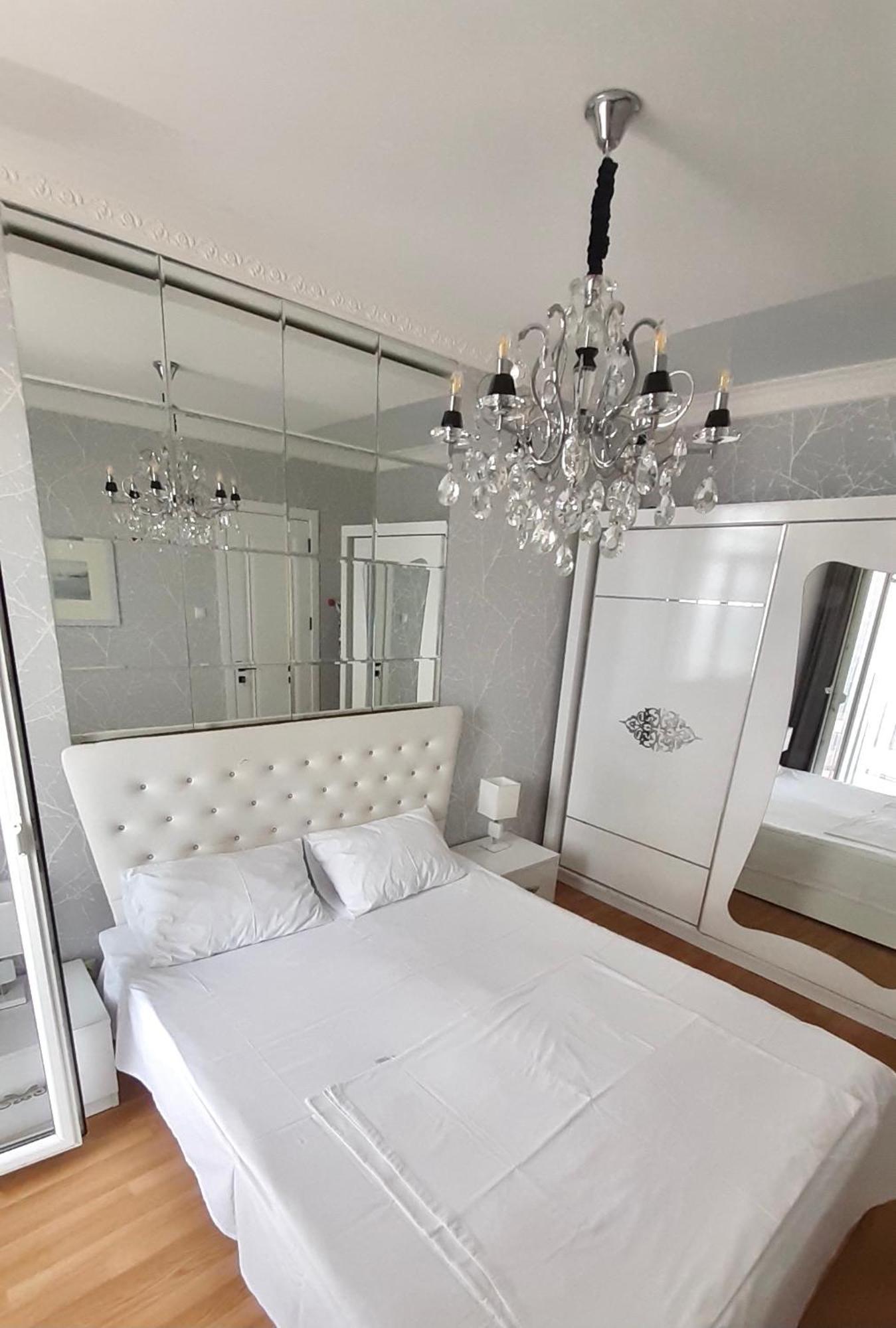 Tina'S Apartments With Panoramic Sea View Batumi Habitación foto