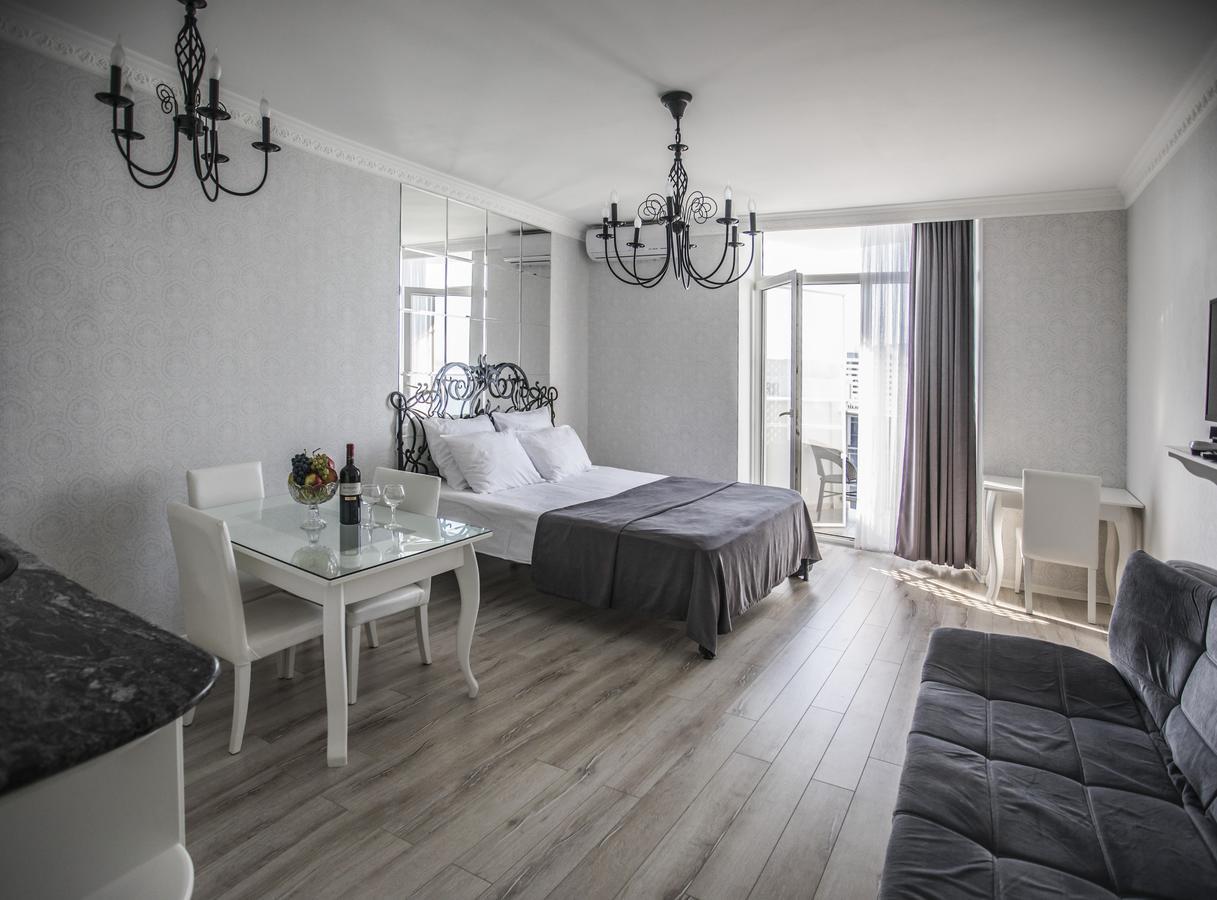 Tina'S Apartments With Panoramic Sea View Batumi Exterior foto